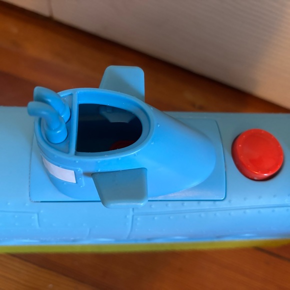 Cars on the Road Color Changing Car Wash - Picture 5 of 8